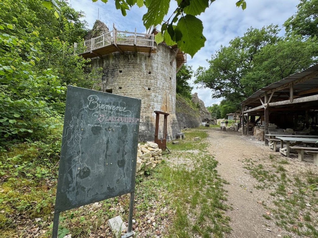 castle noyers sur serein